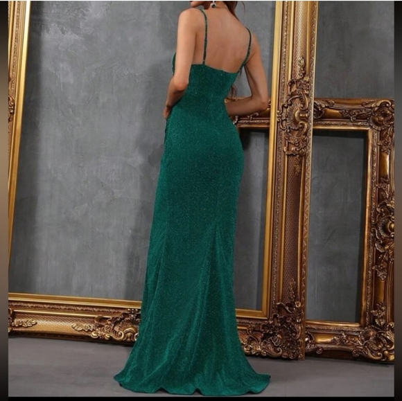 Green evening gown thigh slit size 0 - Picture 3 of 7